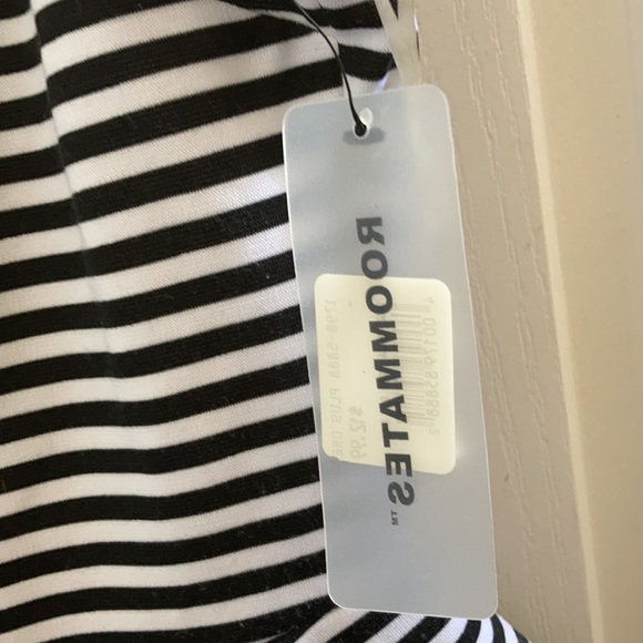 FINAL MARKDOWN NWT roommates ladies dress 1x - Picture 4 of 6